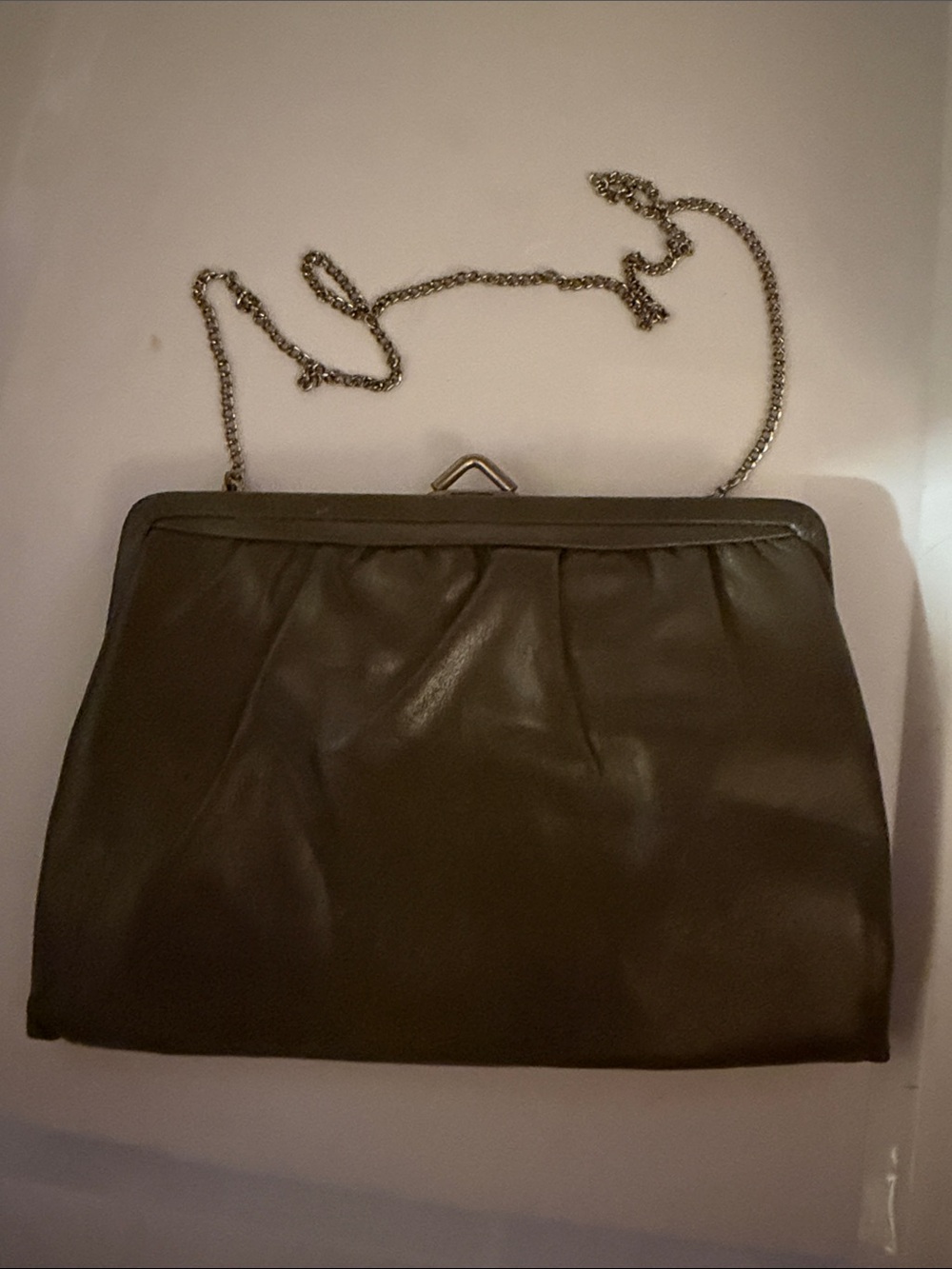 Mordone - USA Classic Olive Green Leather Frame Shoulder Bag with Chain Strap